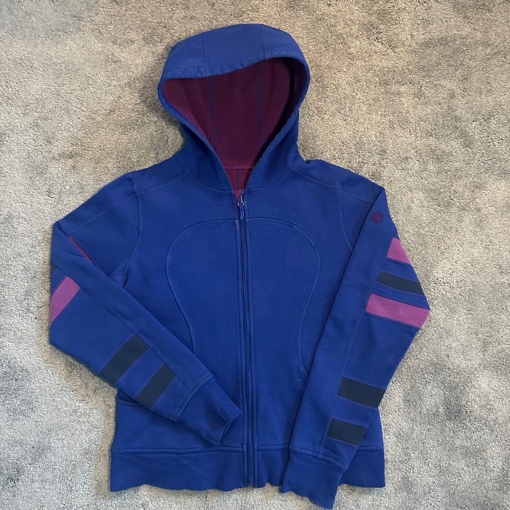 Lululemon Scuba Full Zip Hoodie Womens Fit Size 14 Blue Purple Sleeve Stripes